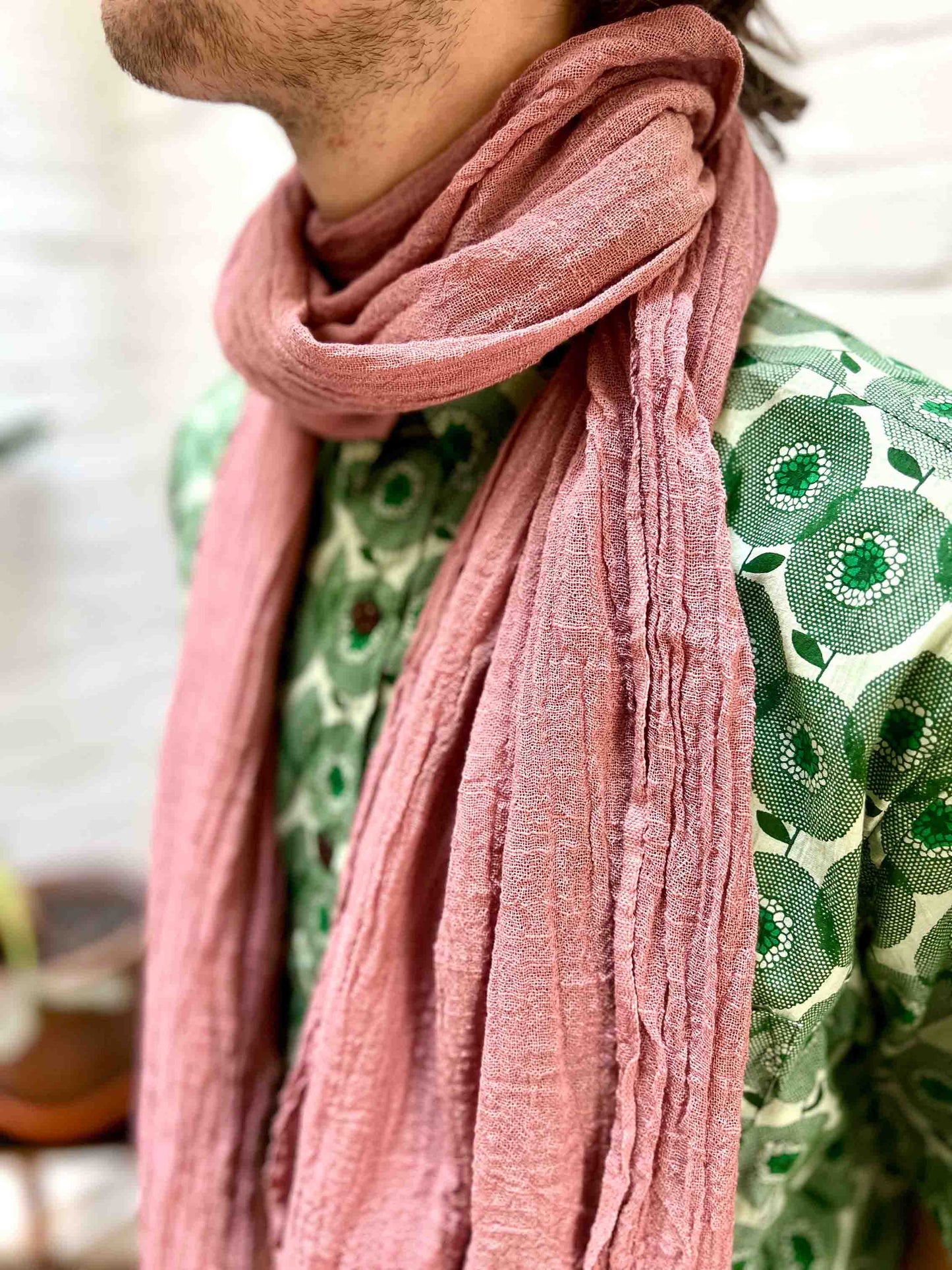 Dusky pink scarf with tassels